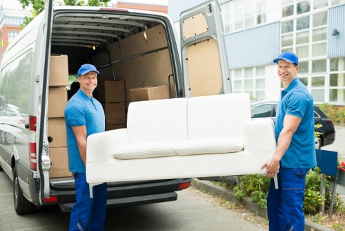Removals van service for homes in Rotherhithe