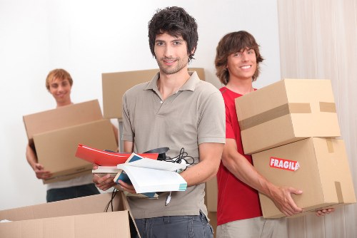 Packing support for a small office move in the Rotherhithe area
