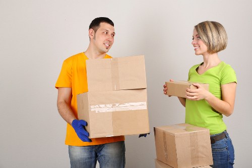 Flexible moving assistance for Rotherhithe residents